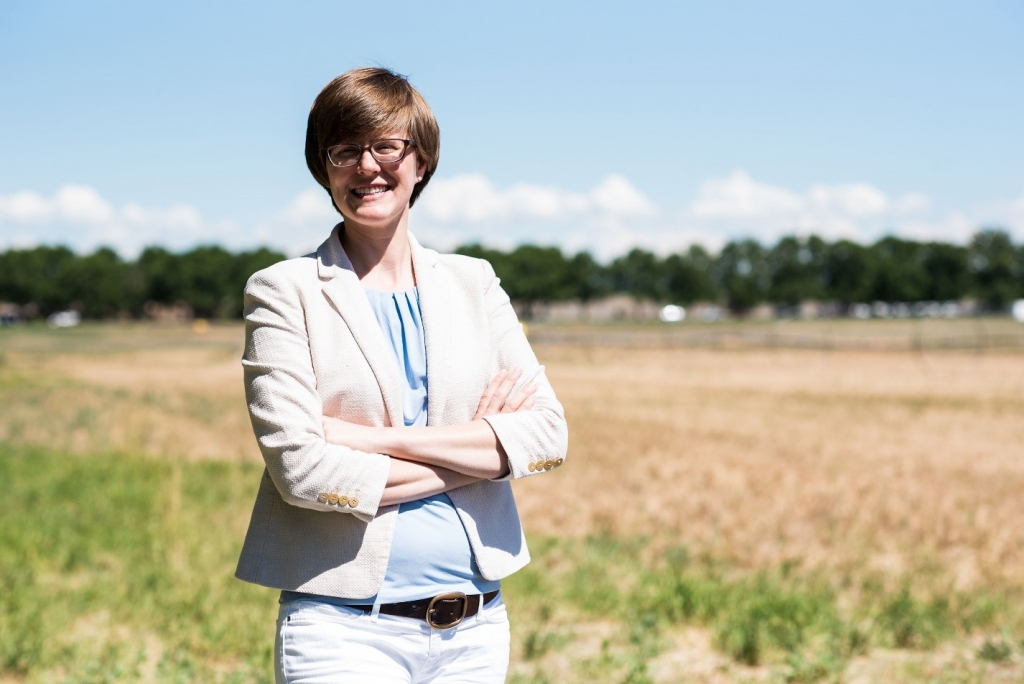 Burrows will lead a field campaign to study ice-nucleating particles related to agriculture at ARM’s Southern Great Plains atmospheric observatory. 