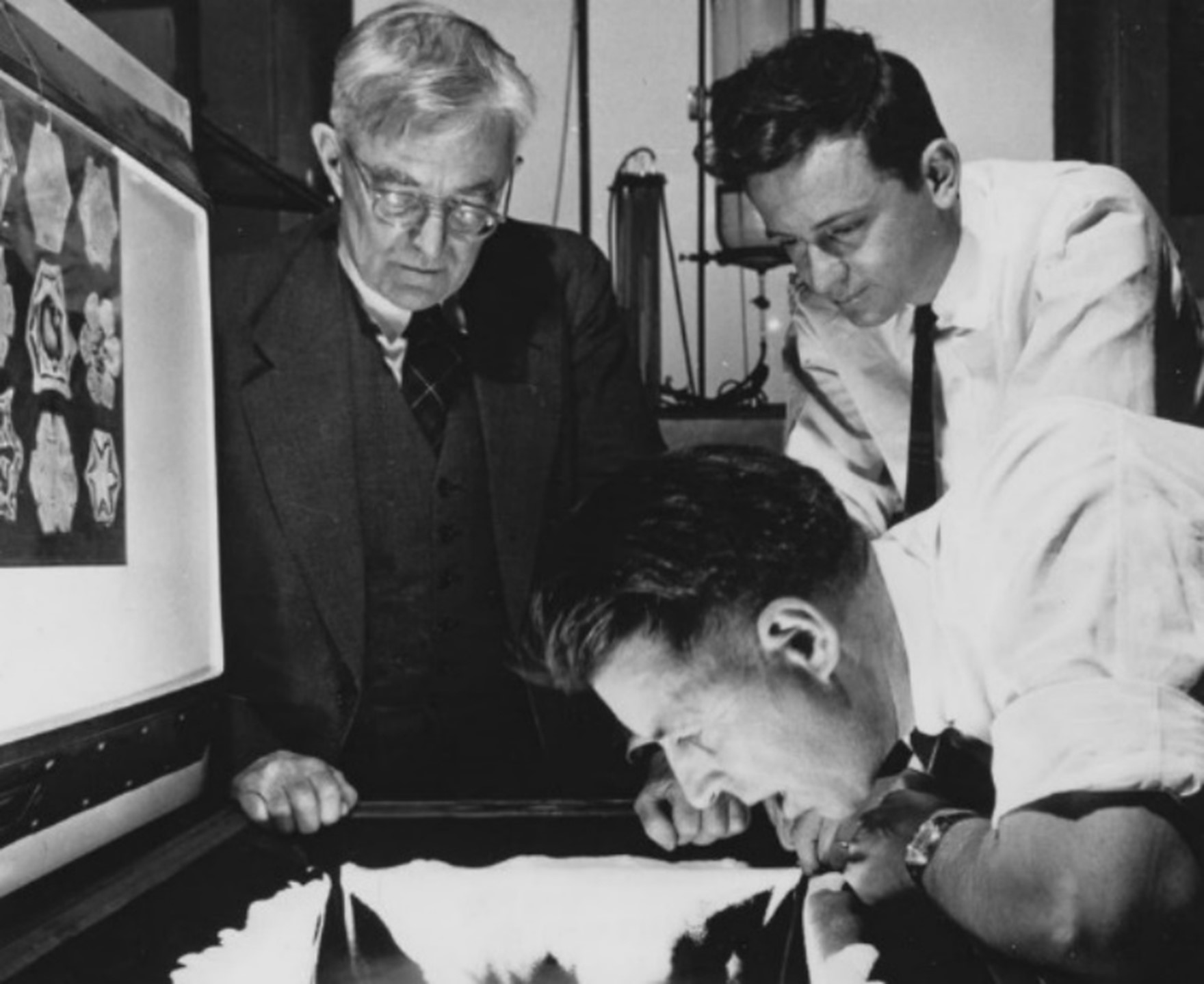 Bernard Vonnegut, middle right, was an inspiration to Paul DeMott, who knew the senior scientist as an undergraduate at the State University of New York at Albany. Here, Vonnegut is in his days at General Electric, where he experimented on snow-making materials. At top left is Nobel Prize winner Irving Langmuir. At bottom right is General Electric scientist Vincent Schaefer, creating ice particles by blowing his breath into a freezer.